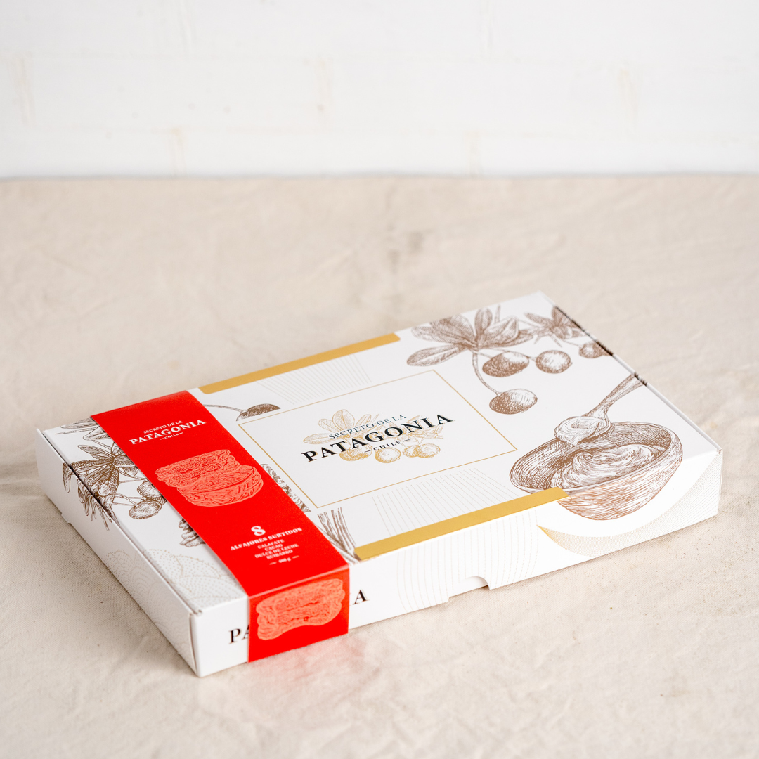 Caja 8 Alfajores Artesanales Patagónicos – Calafate, Ruibarbo, Dulce de Leche y Cacao