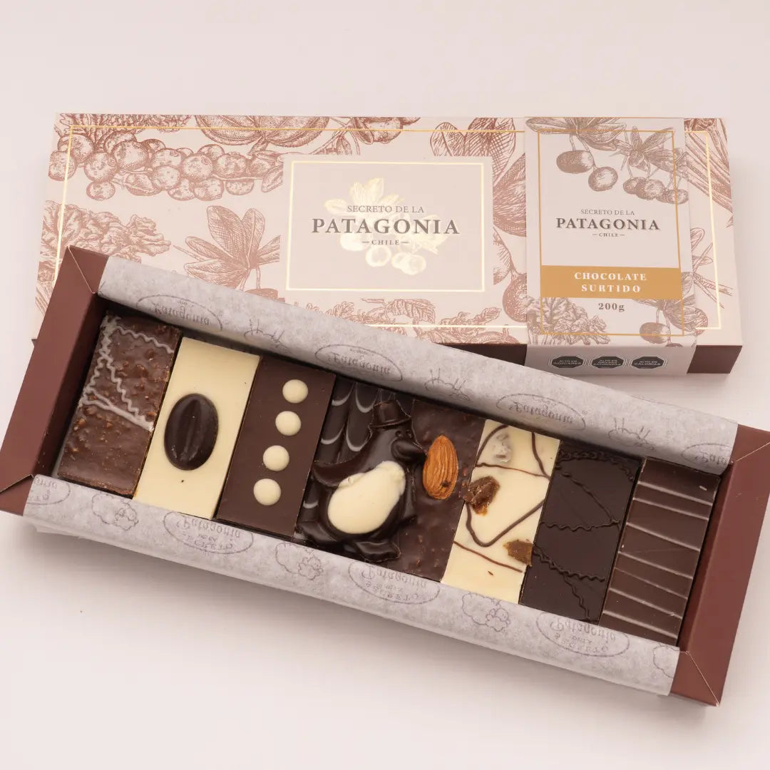 Caja Clásica Gourmet con Azúcar  8 Barras + 1 Figura Patagónica