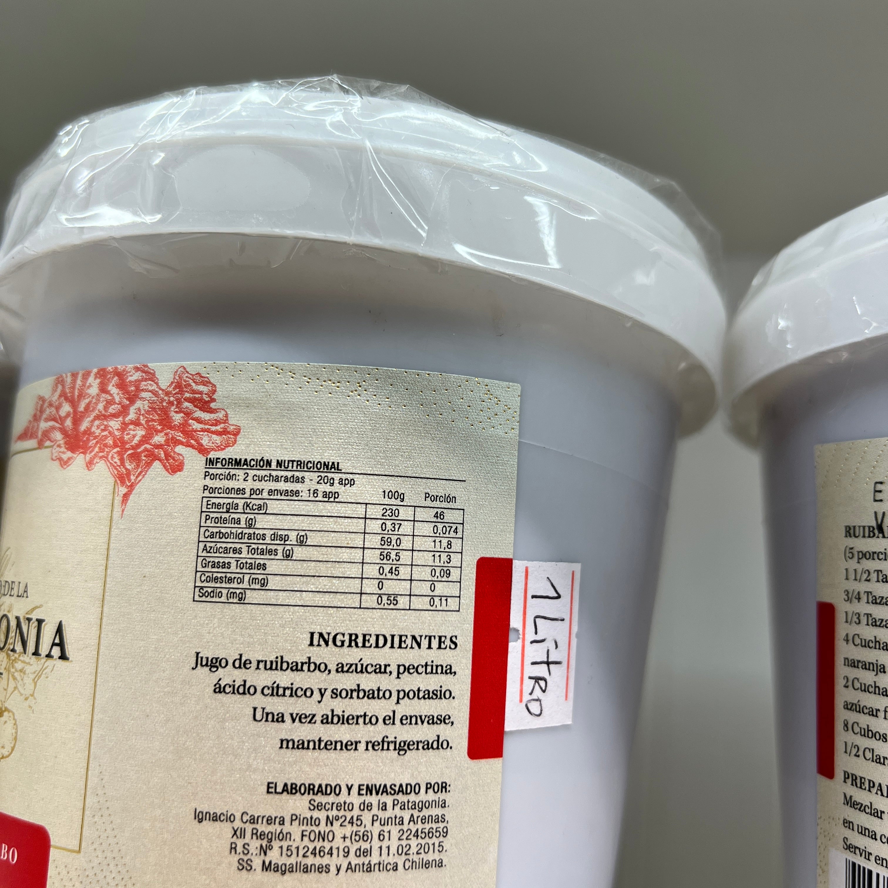 Syrup Artesanal de Ruibarbo 1 L – Tradición del Sur en Formato Familiar
