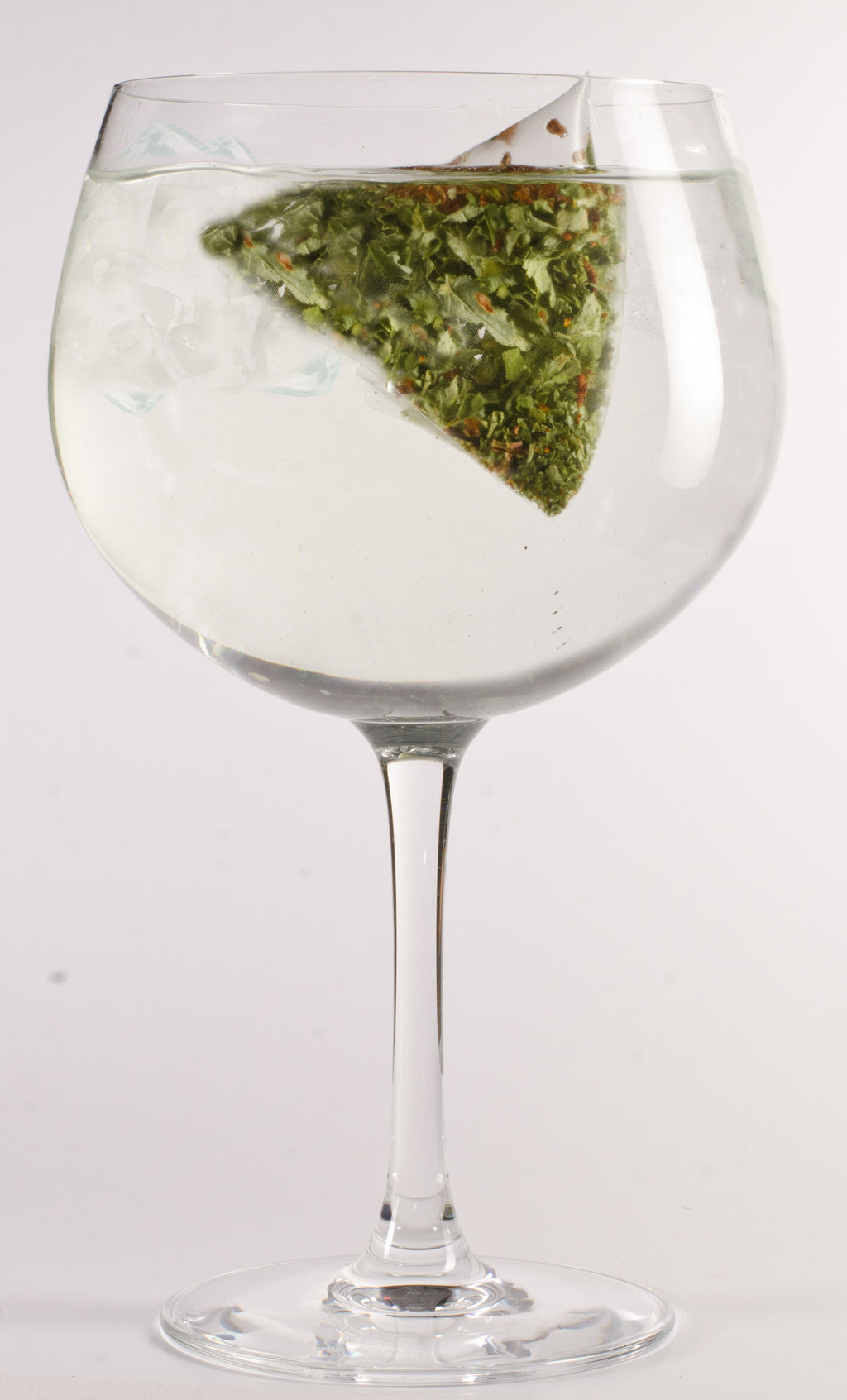 Caja Noche Larga – Infusión SHENU Coctelería Patagónica